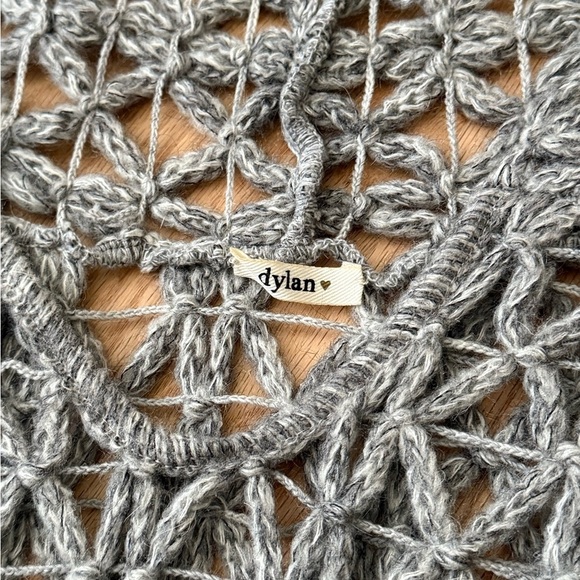 Dylan Mohair Blend Boho Open Knit Fringe Short Sleeve Poncho Hood Sweater Gray M - Picture 5 of 8